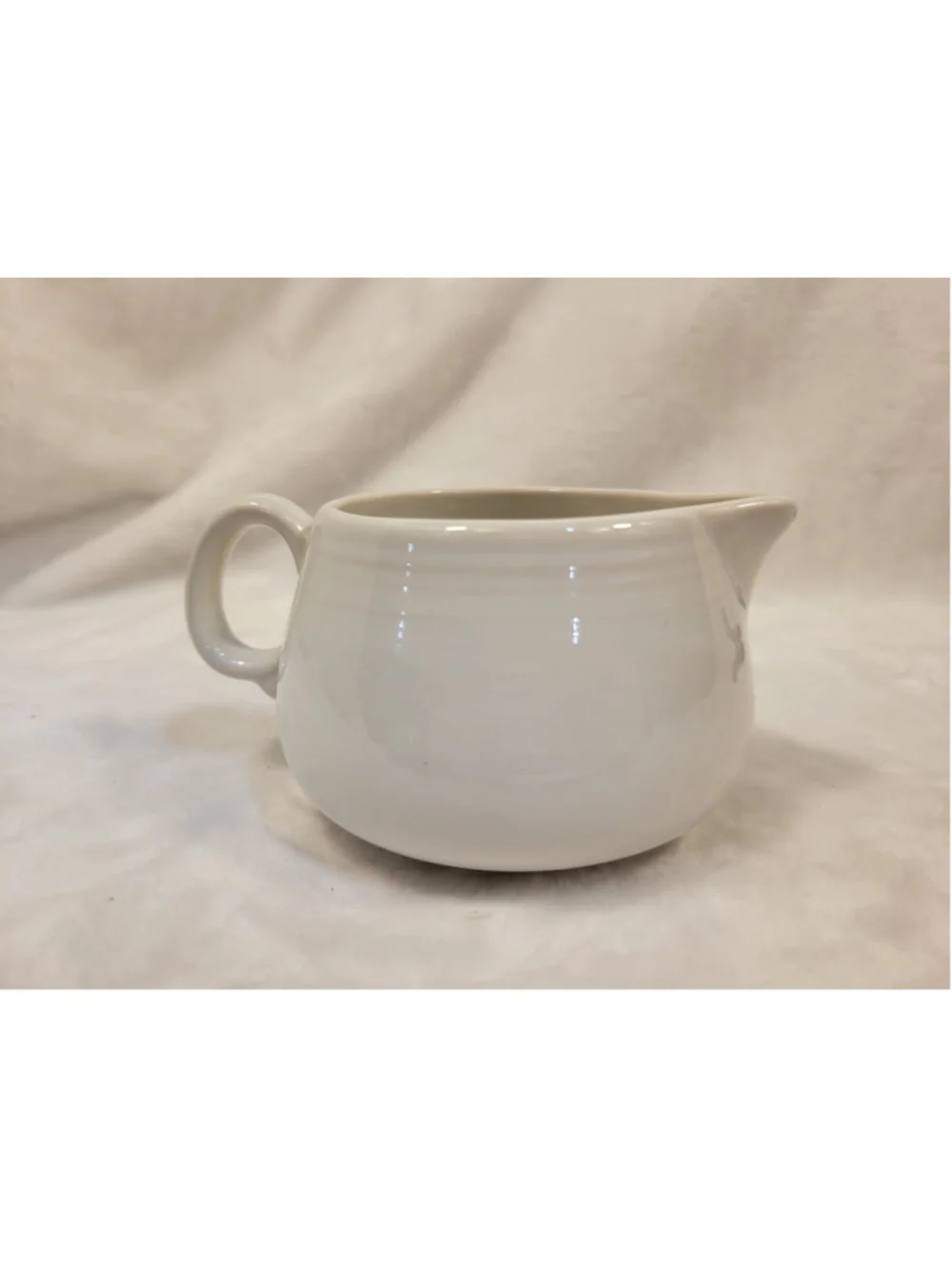 Fiesta Fiestaware White Creamer Figure 8 Replacement Homer Laughlin HLC